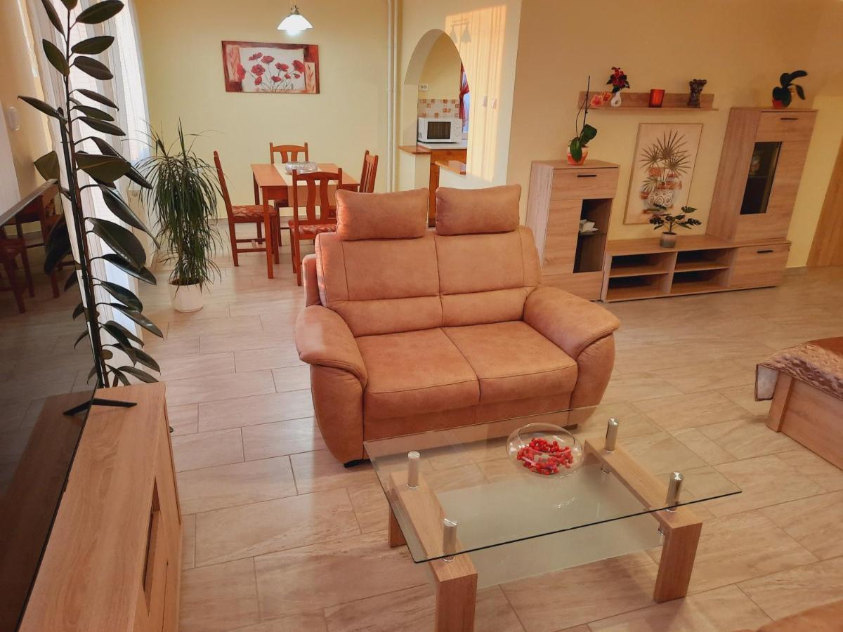 Apartmanhaz King Hévíz Eksteriør billede
