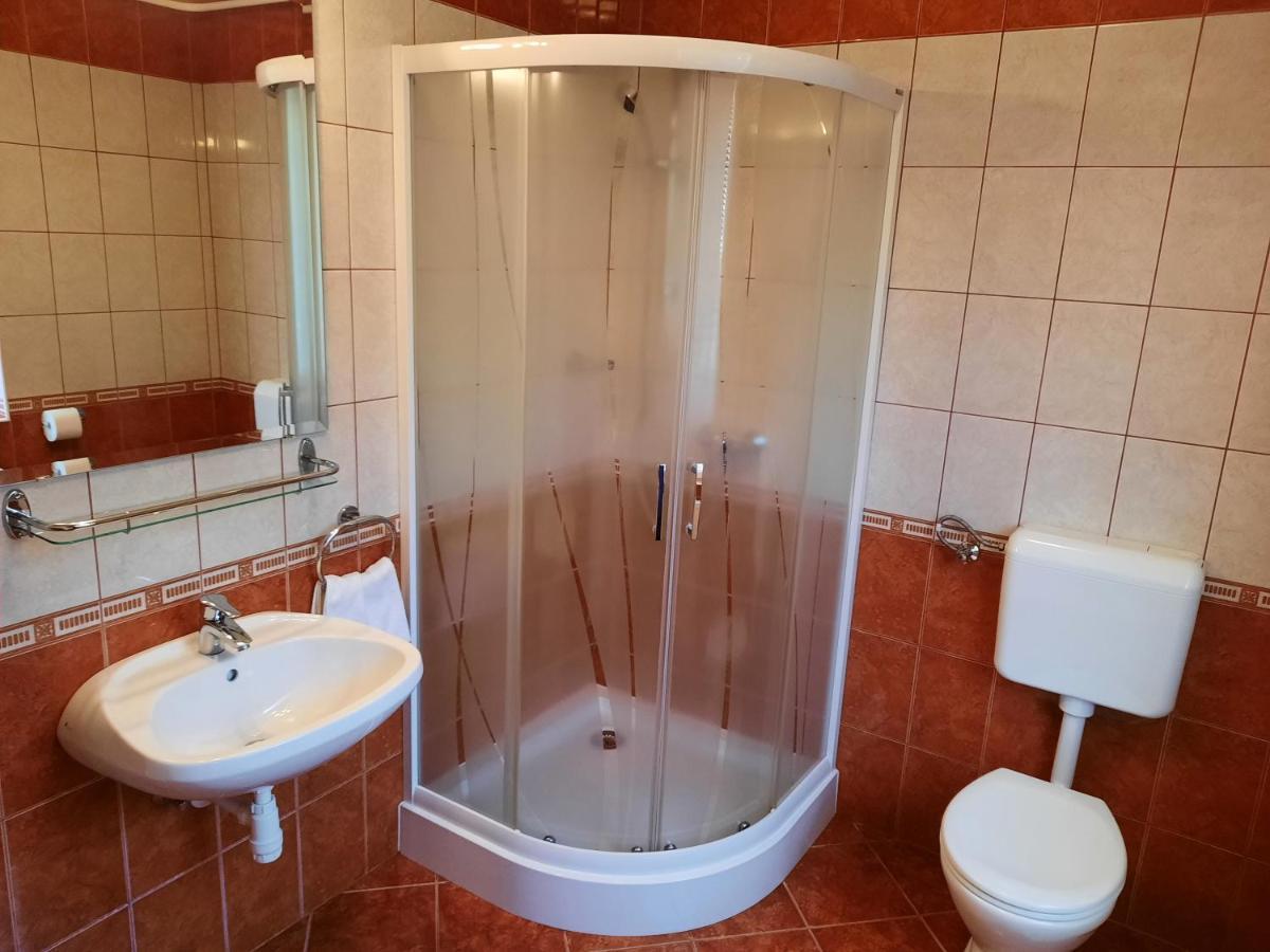 Apartmanhaz King Hévíz Eksteriør billede