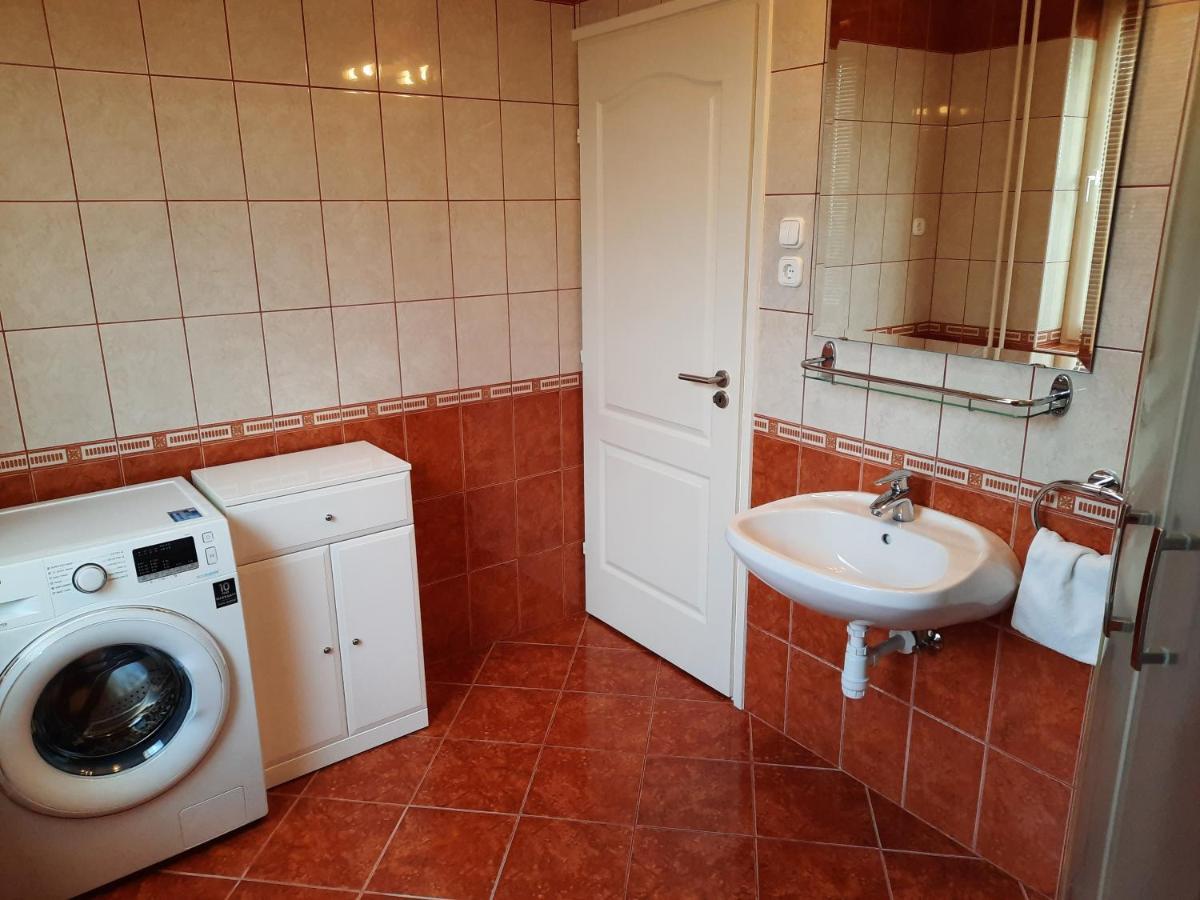 Apartmanhaz King Hévíz Eksteriør billede